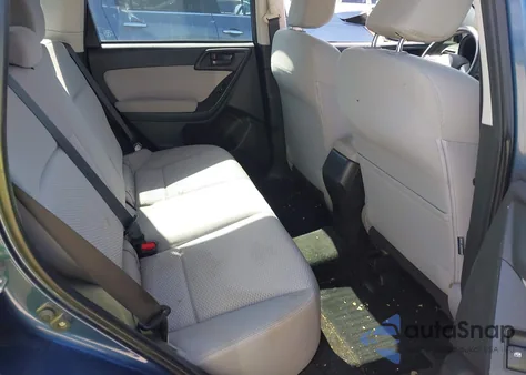 2014 Subaru Forester 2.5I z USA, uszkodzony, nr VIN JF2SJAAC5EG447816